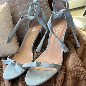 Goth rite light blue suede Charles David
